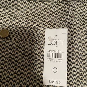 Women’s Tweed Skirt